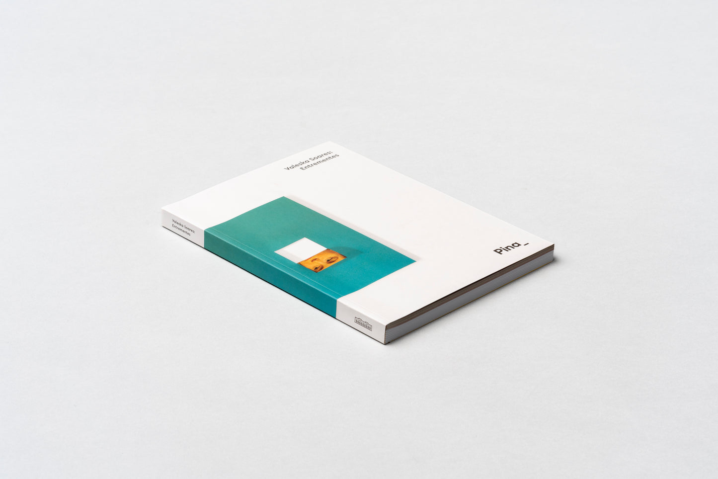 Valeska Soares: Entrementes