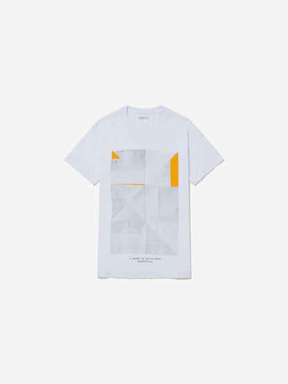 Vista frontal, com fundo cinza, da camiseta de Cristiano Lenhardt.