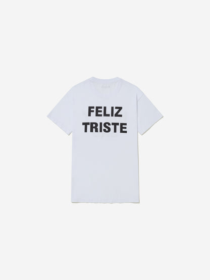 Vista traseira, com fundo cinza, da camiseta de Tadáškía.